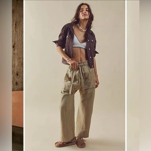 FREE PEOPLE SKY RIDER STRAIGHT LEG PAPERBAG PANTS IN EUCALYPTUS